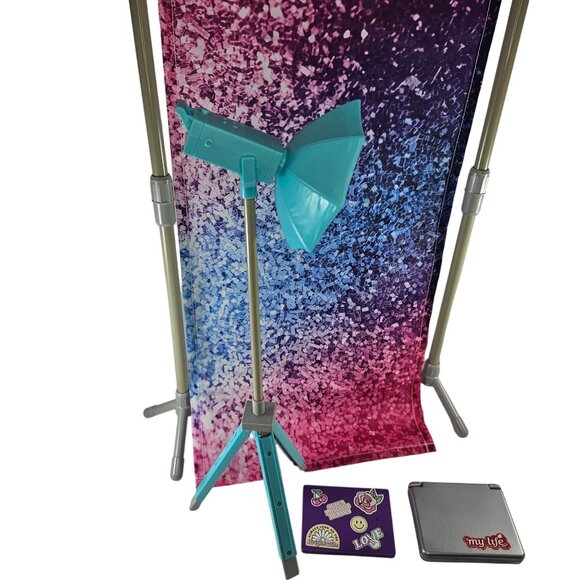 My Life As Vlogger Playset With Accessories - Picture 6 of 8